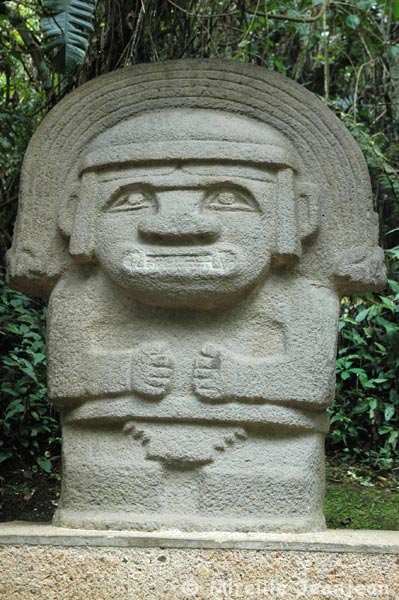 statue9a