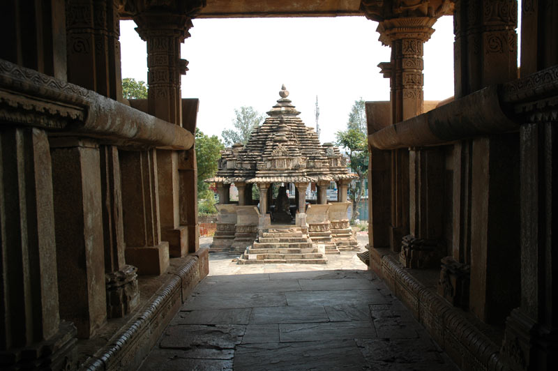 vishwanatha-nandi1