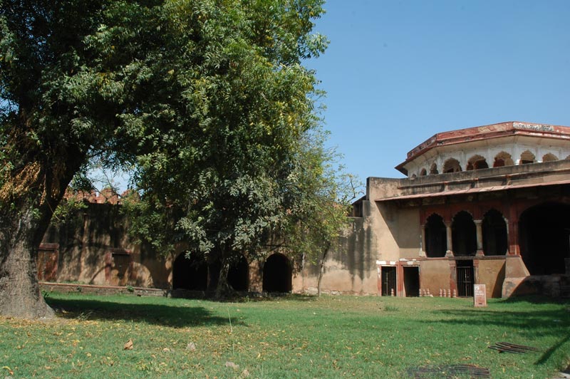 shah-burj