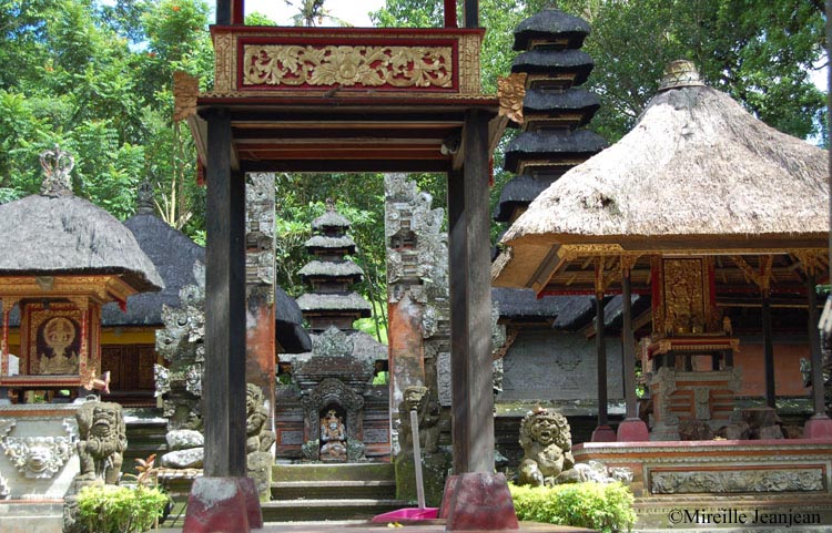 07gunung-lebah
