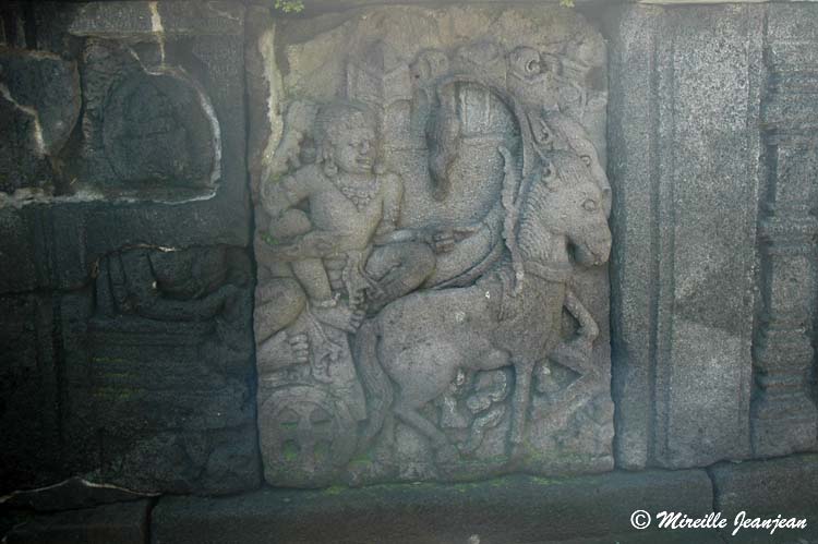 sculpt-krishna