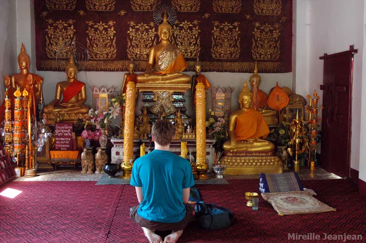 vat-sirimungkhun-bouddha
